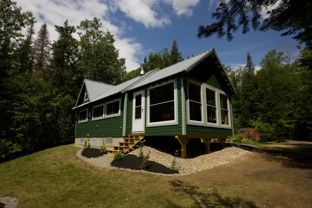 Ho Ho Home 303 Maine Cabin Masters
