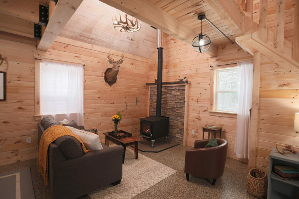 502 – Cabin Masters to the Rescue – Maine Cabin Masters